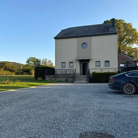 La Maison Calestienne Hébergement de vacances *