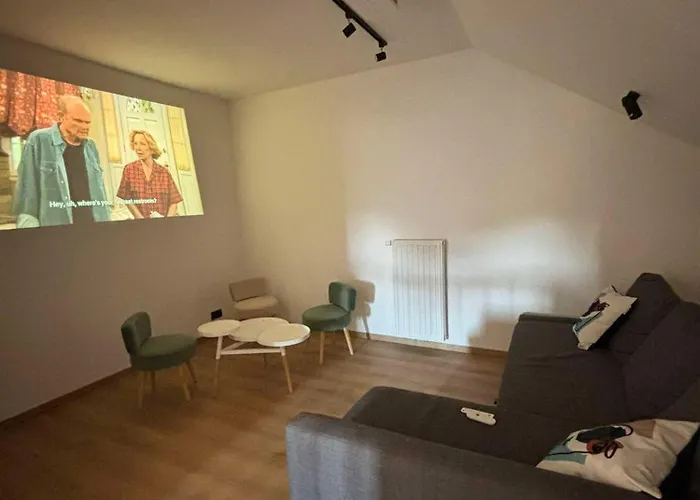 La Maison Calestienne 度假居 *